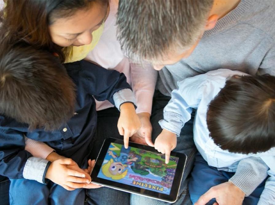 Pixeline lever videre på mobilen